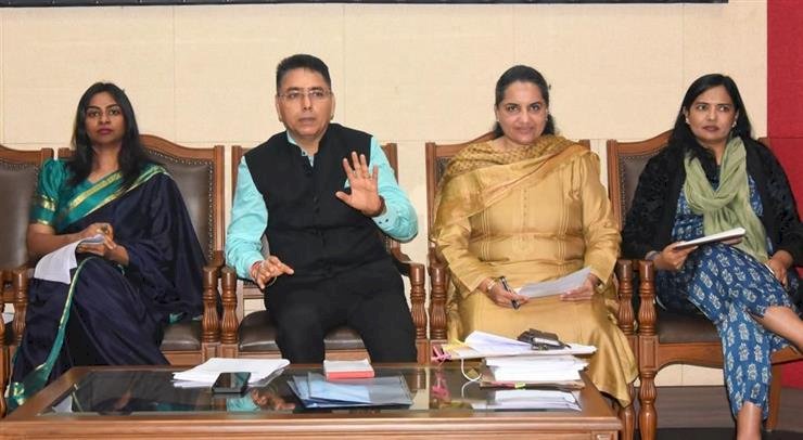 पंजाब युवाओं की रोजगार क्षमता बढ़ाने के लिए राज्य कौशल प्रशिक्षण योजना शुरू करेगा: अमन अरोड़ा