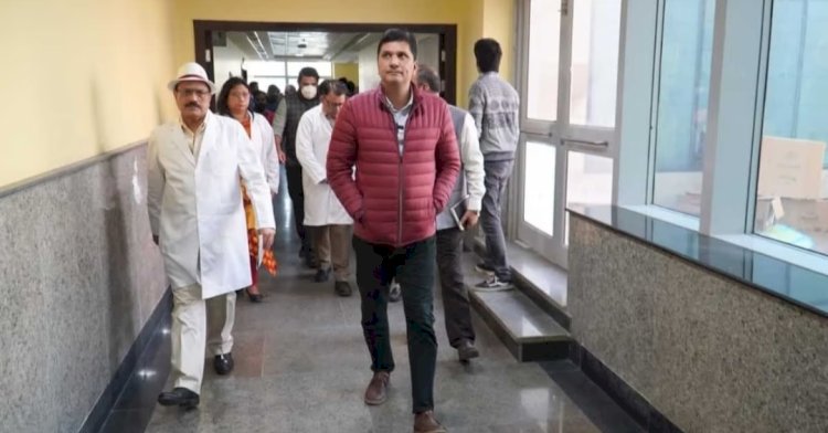 एक्शन में सौरभ भारद्वाज, गुरुवार को 4 और सरकारी अस्पतालों में किया औचक निरीक्षण