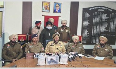 पंजाब पुलिस ने अमृतसर से ड्रोन के जरिए गिराई गई 2 किलो आइस ड्रग, एक चीनी पिस्तौल जब्त