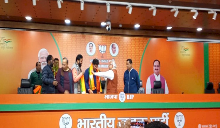 अशोक तंवर बीजेपी में शामिल हुए, आप का छोड़ा साथ