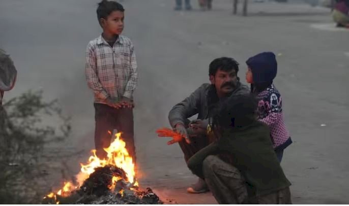 हरियाणा में शीतलहर से बढ़ी ठिठुरन, तापमान में आएगी गिरावट, जानें- अपने इलाके का हाल