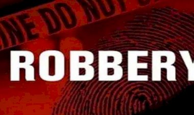 बुजुर्ग महिला की आंखों में मिर्च पाउडर डालकर छीने गहने