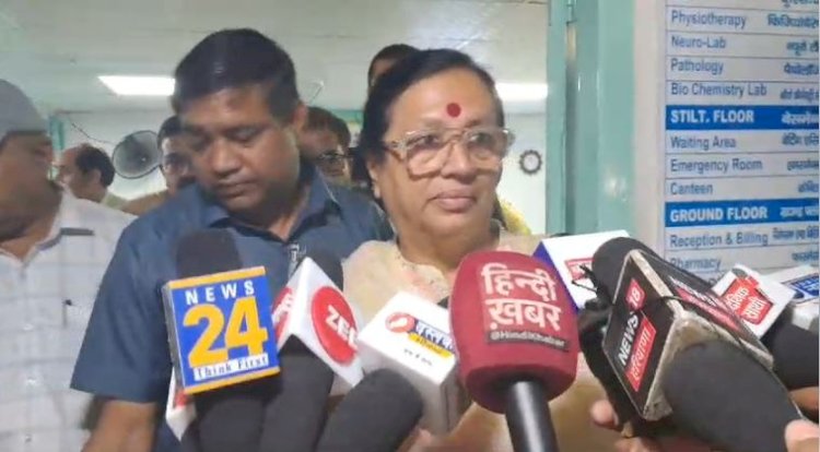  रेवाड़ी के निजी अस्पताल में पहुंची शिक्षा मंत्री सीमा त्रिखा ,छात्रों का जाना हाल-चाल 