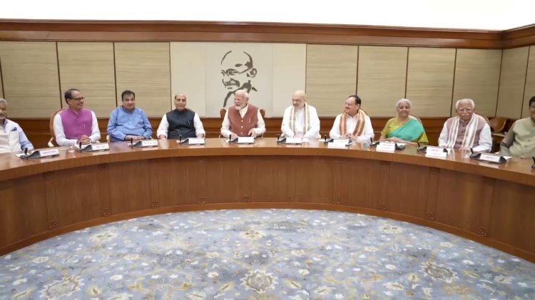 मोदी 3.0 सरकार के मंत्रियों में विभागों का बंटवारा, किसे क्या मिला? यहां देखें पूरी लिस्ट PDF FILE के साथ