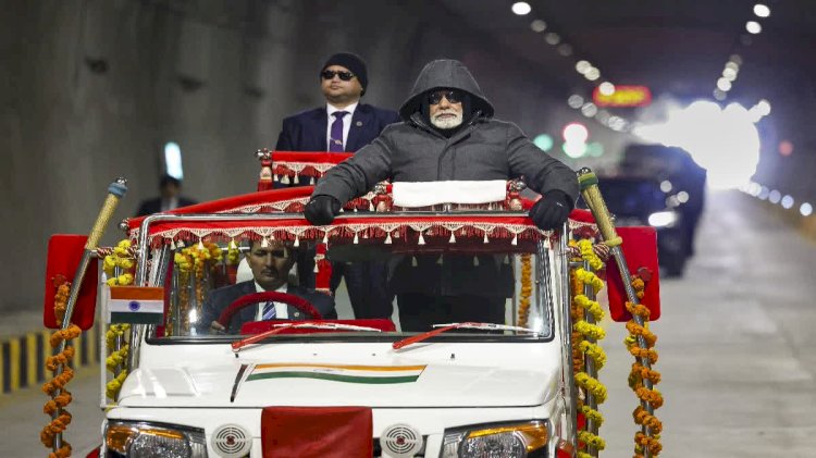 PM MODI NEWS: प्रधानमंत्री नरेंद्र मोदी ने सोनमर्ग में Z-MORH सुरंग का किया उद्घाटन