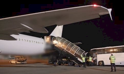 ब्रिटेन ने भी अपनाई अमेरिकी रणनीति, इन अप्रवासियों को दिखाया बाहर का रास्ता, पढ़ें पूरी खबर