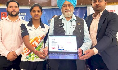 Chandigarh University  योग्य छात्रों को 100% छात्रवृत्ति प्रदान करने का सुनहरा अवसर कर रहा प्रदान