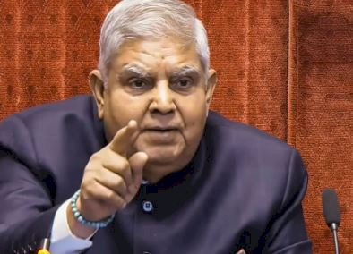 इस्तीफे के 1 महीने बाद फिर चर्चा में जगदीप धनखड़