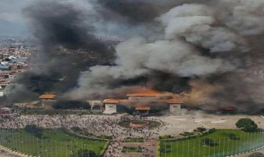 नेपाल में हिंसा के चलते काठमांडू AirPort बंद, सड़कें सूनी; भारतीय सीमा पर हाई अलर्ट