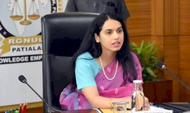 पंजाब की महिला डीसी आगे बढ़कर कर रही है नेतृत्व: जानिए कैसे आप की पारदर्शिता क्रांति ला रही है महिलाओं को सरकारी सेवा में और आगे