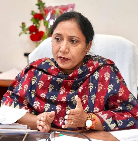 देश में पहली बार! मान सरकार ने मुफ्त पैड वितरण में लगाए ₹54 करोड़! पिछली सरकारों की सिर्फ कागजी योजनाओं का हमेशा के लिए अंत!