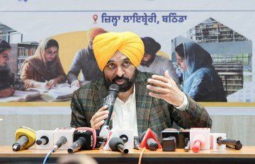 पंजाब सरकार युवाओं को प्रतियोगी परीक्षाओं की तैयारी करवाने के लिए ठोस प्रयास कर रही है: मुख्यमंत्री भगवंत सिंह मान