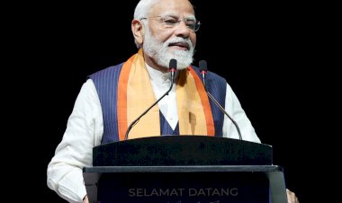 प्रधानमंत्री नरेन्द्र मोदी ने कुआलालंपुर, मलेशिया में एक सामुदायिक कार्यक्रम के दौरान प्रवासी भारतीय समुदाय को संबोधित किया