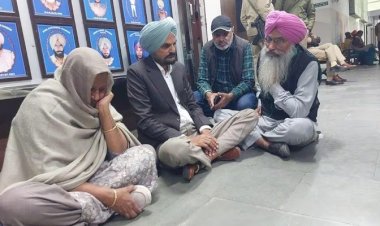 सिद्धू मूसेवाला के परिवार की शिकायत पर कार्रवाई, 30 करोड़ रुपये की धोखाधड़ी मामले में FIR दर्ज