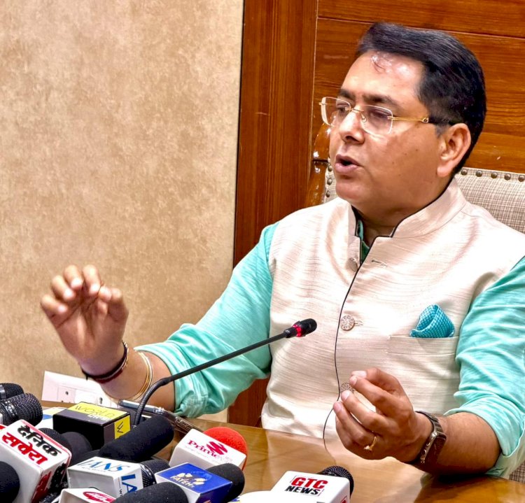 आप’ सरकार आरोपों पर तेजी से कार्रवाई करती है, जवाबदेही सुनिश्चित करती है, जबकि भाजपा की अगुवाई वाली हरियाणा सरकार एडीजीपी की दुखद आत्महत्या के आरोपियों को बचा रही है: अमन अरोड़ा