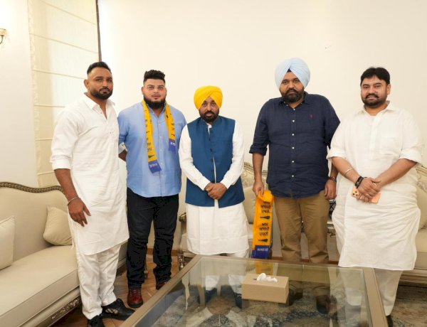 रुस्तम-ए-हिन्द पहलवान प्रीतपाल फगवाड़ा 'आप' में शामिल