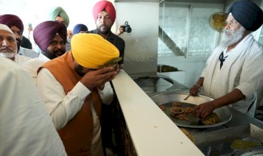 मुख्यमंत्री भगवंत सिंह मान ने श्री हरिमंदिर साहिब में माथा टेका, बेअदबी विरोधी ऐतिहासिक कानून बनाने की समझ और शक्ति देने के लिए परमात्मा का शुक्राना किया
