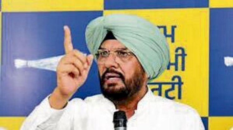 मोदी सरकार का रातों-रात डीज़ल-पेट्रोल की कीमतें बढ़ाने का फ़ैसला पंजाब और किसान विरोधी कदम: कुलदीप सिंह धालीवाल