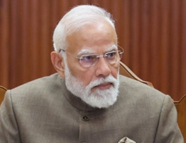 पीएम मोदी और कुवैत के अमीर ने फ़ोन पर पश्चिम एशिया की सुरक्षा स्थिति पर की चर्चा 