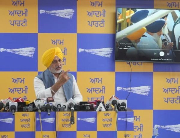 एसआईटी को दिए अपने बयान में, पूर्व जत्थेदार ज्ञानी रघबीर सिंह ने पुष्टि की कि सुखबीर बादल ने बहबल कलां फायरिंग की घटना की ज़िम्मेदारी ली थी: बलतेज पन्नू