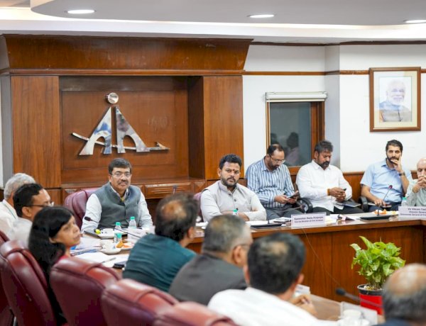 मंत्री राम मोहन नायडू ने भारत के एसएएफ और सीओआरएसआईए कार्यान्वयन की तैयारी की समीक्षा की