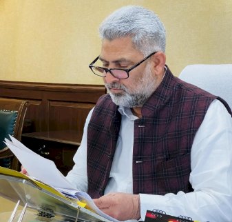 कैबिनेट मंत्री लालचंद कटारुचक ने कनाडा में भारतीय स्टूडेंट्स के पोस्ट-ग्रेजुएशन वर्क परमिट संकट पर जताई चिंता