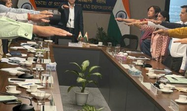 केंद्रीय सचिव सुधांश पंत ने मंत्रालय के वरिष्ठ अधिकारियों को राष्ट्रीय एकता दिवस की शपथ दिलाई