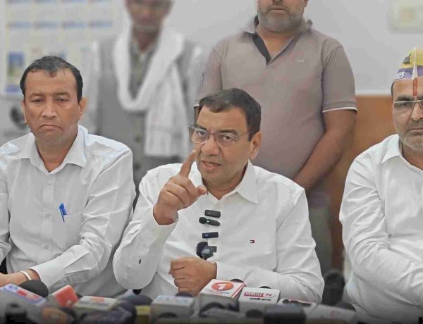 डॉ. सुशील गुप्ता का ऐलान: 1 नवंबर को रोहतक में तिरंगा यात्रा