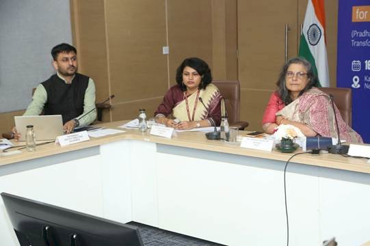 राष्ट्रीय संचालन समिति ने महाराष्ट्र, ओडिशा और जम्मू-कश्मीर में पांच आईटीआई क्लस्टरों के लिए पीएम-एसईटीयू के अंतर्गत 1,194.92 करोड़ रुपये के निवेश को मंजूरी दी